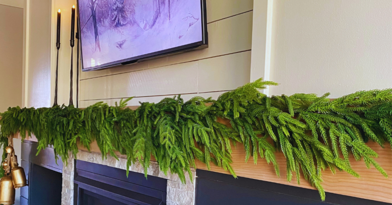 Elevating the Holidays: Mastering Simple Elegance in Holiday Decorating Part 2