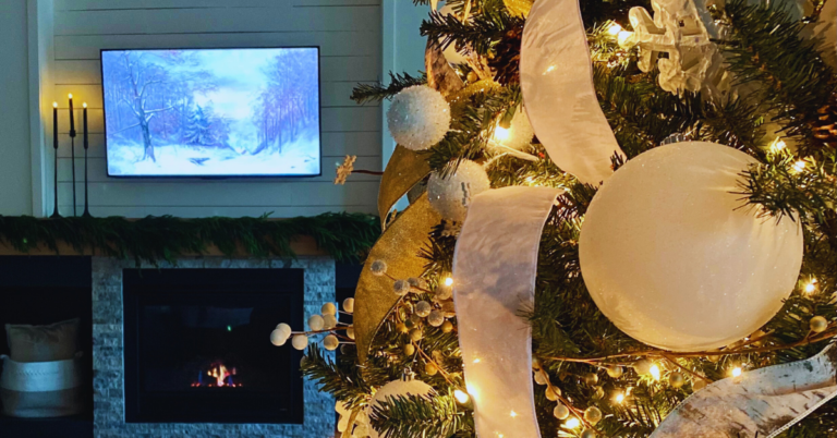 Elevating the Holidays: Mastering Simple Elegance in Christmas Decor Part 1