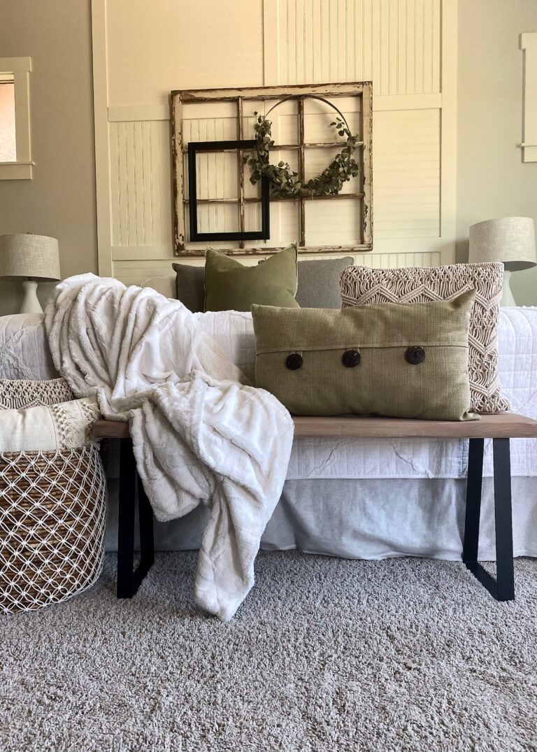 Bench for Foot of Bed DIY